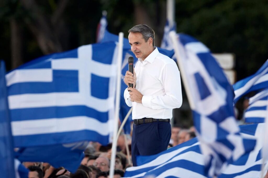 Εξόρμηση για τη χαμένη αυτοδυναμία – Περιοδείες και μασάζ’ στους βουλευτές σχεδιάζει ο Κ.Μητσοτάκης