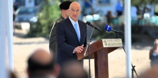 Μήνυμα Δένδια από Λέρο: Τα Δωδεκάνησα έχουν δικαίωμα ΑΟΖ και 12 ναυτικών μιλίων