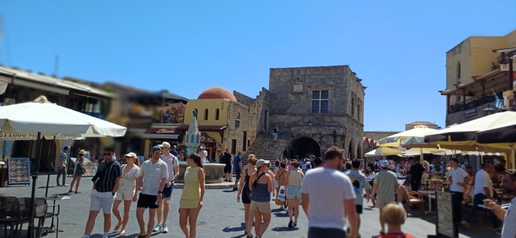 Τι συμβαίνει με την Εφορία Αρχαιοτήτων Δωδεκανήσου; – Δεκάδες καταγγελίες για τα στελέχη των Αρχαιολογικών Υπηρεσιών