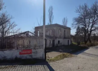 Όλο το σχέδιο: Τα εγκαταλελειμμένα στρατόπεδα σε Θράκη και νησιά γίνονται σπίτια