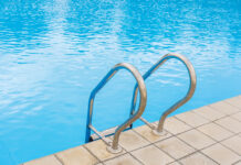 Έχασε τη μάχη με τον θάνατο το 3χρονο κορίτσι που έπεσε σε πισίνα στη Ρόδο – Εξέπνευσε στο νοσοκομείο της Μεγάλης Βρετανίας όπου είχε μεταφερθεί