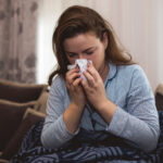 Ανησυχία για τη γρίπη: Διπλασιάστηκαν οι νοσηλείες – Έκκληση ΕΟΔΥ για πρόληψη και εμβολιασμό