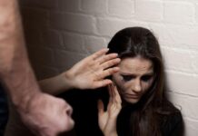 Πρωτοβουλία κατά των γυναικοκτονιών: Καμία ανοχή στην έμφυλη βία