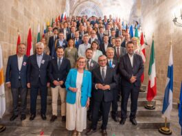 Με τη «Διακήρυξη της Ρόδου» το ΕΛΚ στην Επιτροπή των Περιφερειών ζητά έναν φιλόδοξο ευρωπαϊκό πρ/μό (Φωτο)