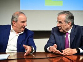 Η ΝΔ δεν είναι κόμμα Καραμανλή, λέει το Μαξίμου – Ενόχληση για κινήσεις Σαμαρά (video)