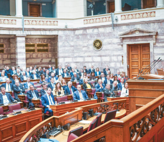 Στο μυαλό του Μητσοτάκη η εκλογική ετοιμότητα: Το σενάριο για κάλπες την 27η Σεπτεμβρίου