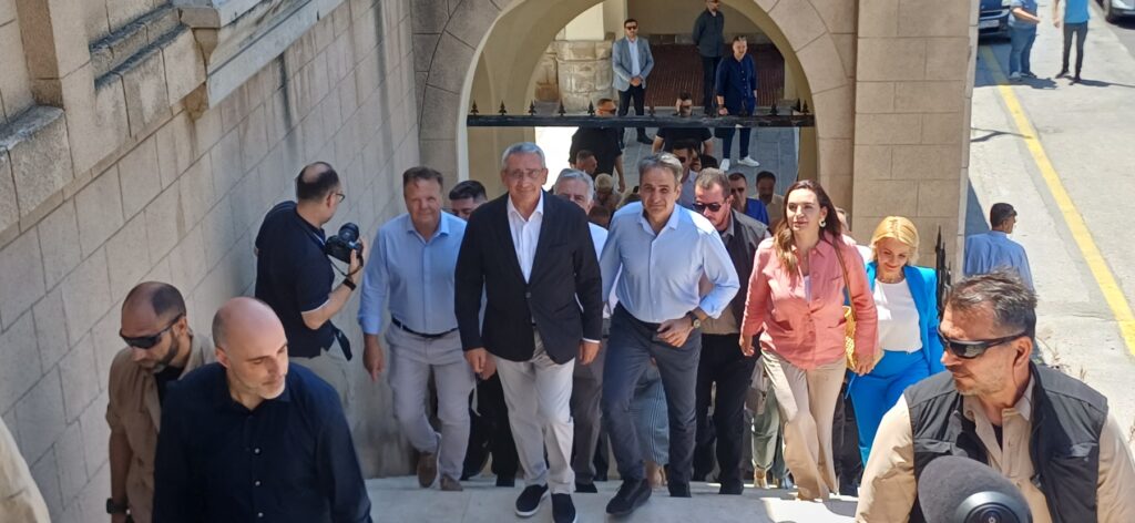 Ο Μητσοτάκης άνοιξε από την Ρόδο τον δρόμο των δεσμεύσεων προς την κάλπη -video