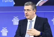 Τζιτζικώστας: “Άμεσα νόμος της ΕΕ η μεταρρύθμιση των δικαιωμάτων των επιβατών στις αερομεταφορές” – Τα οκτώ σημαντικότερα στοιχεία του νέου πλαισίου