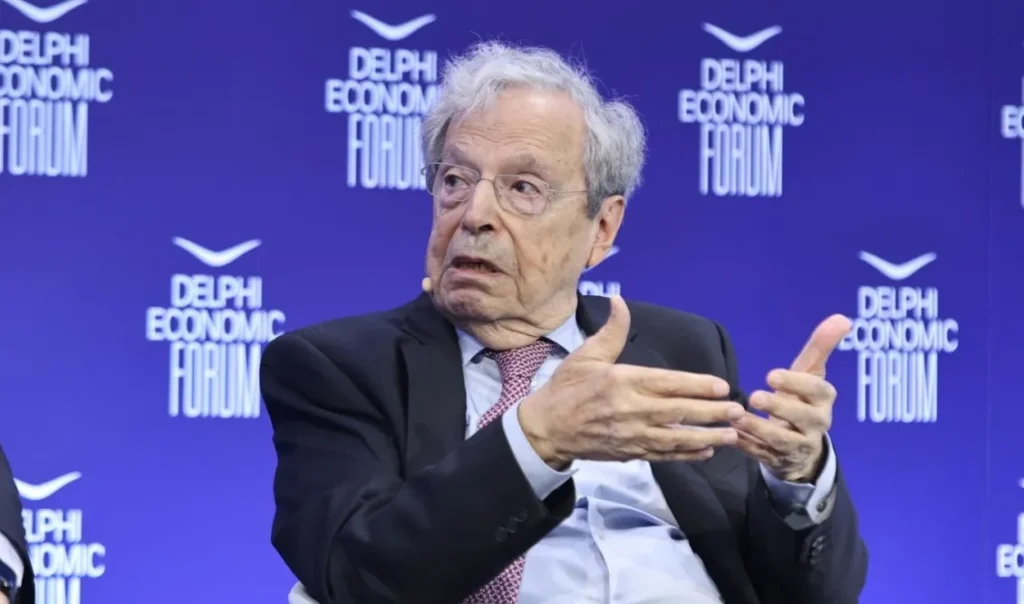 Χρήστος Ροζάκης: Η χώρα έχει κάθε δικαίωμα να διευρύνει στα 12 ν.μ. την αιγιαλίτιδα της στις νότιες ακτές της Κρήτης, στις νότιες ακτές του Καστελόριζου κ στις ανατολικές ακτές της Ρόδου κ Καρπάθου