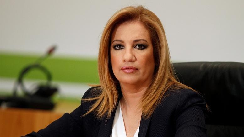 Φώφη Γεννηματά: Σύσσωμο το ΠΑΣΟΚ στο μνημόσυνό της – «Για εμάς θα είναι πάντα η μητέρα μας» είπε συγκινημένος ο γιος της